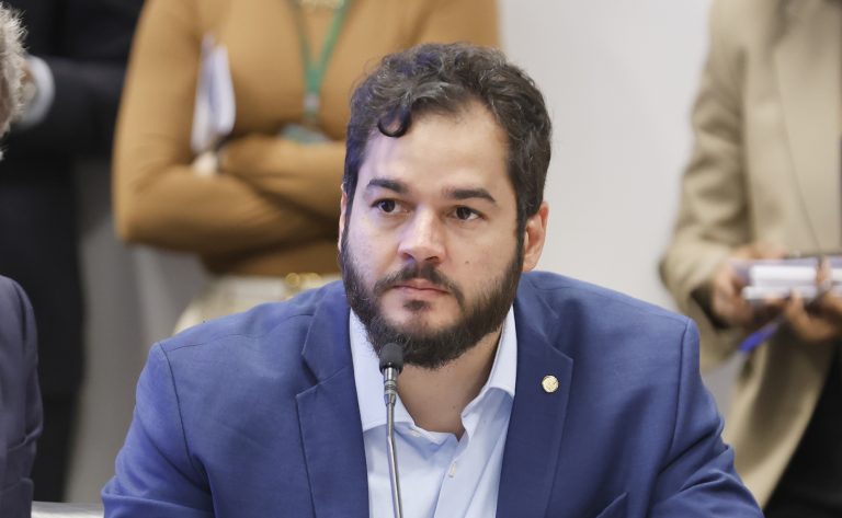 Comissão aprova projeto que considera assistência aos animais como serviço voluntário – Notícias