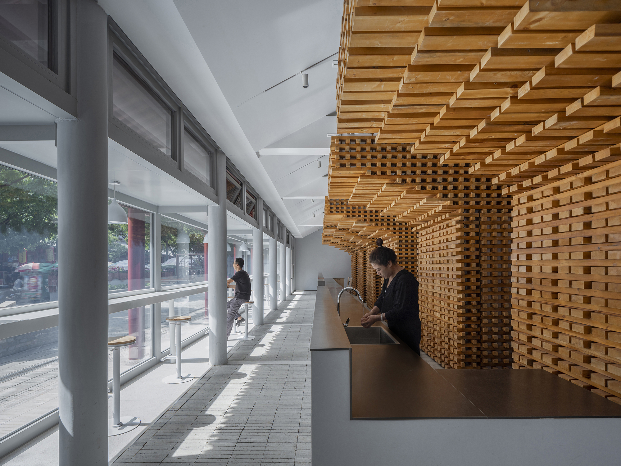 Intervenção na casa do pátio de Yulin / Tumushi Architects