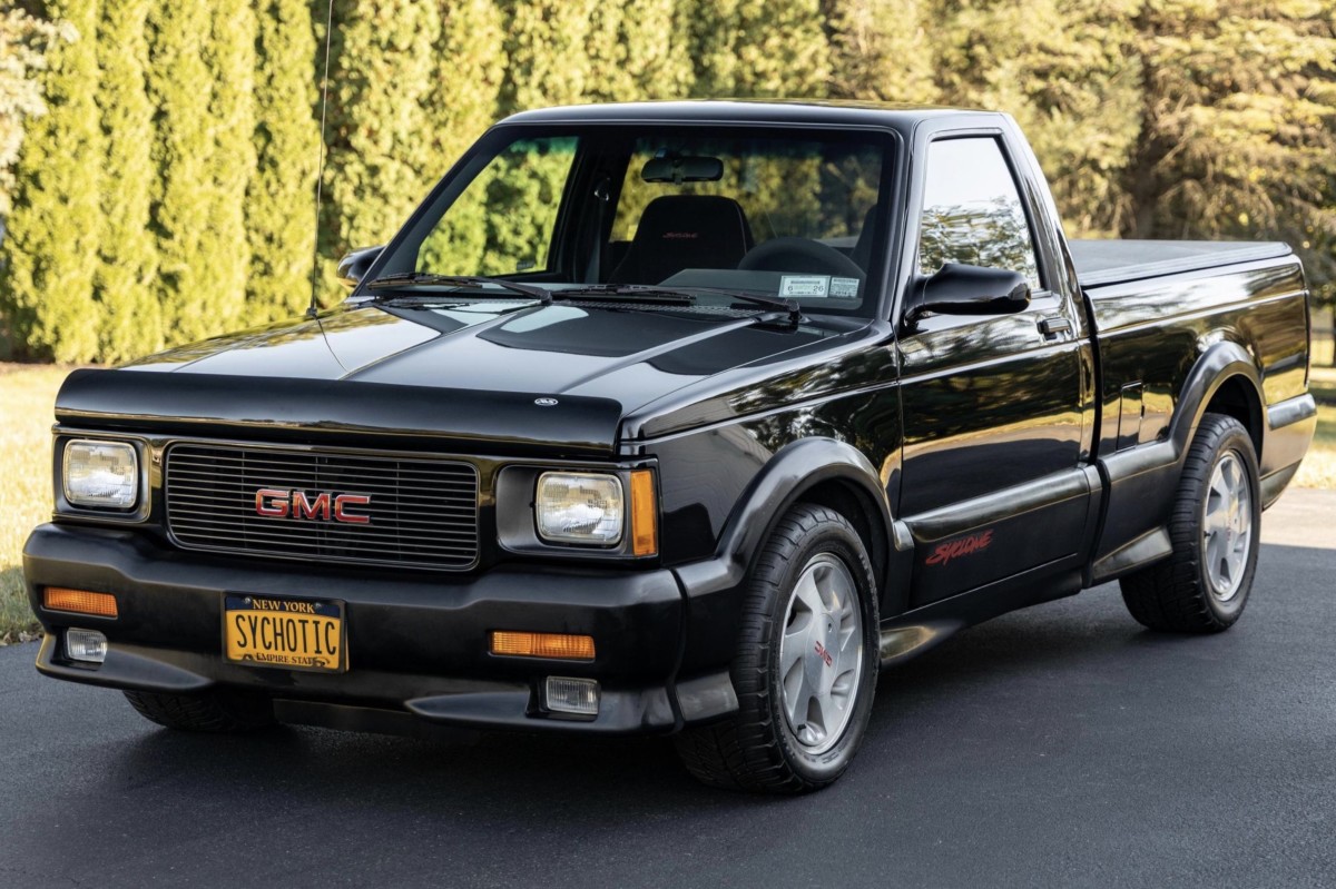 O raro Syclone GMC 1991 à venda é um dos caminhões mais legais já construídos