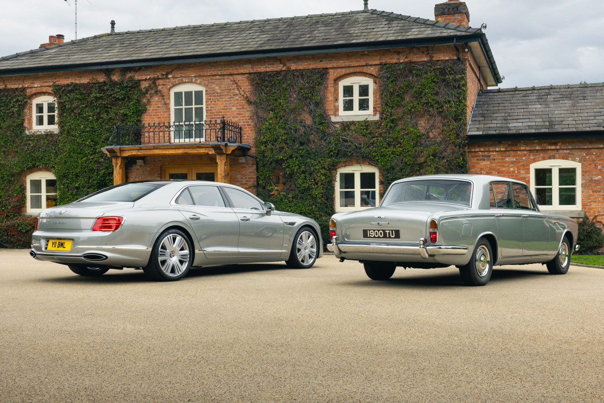 Três clássicos Bentley Sedans renascidos como Flying Spurs personalizados