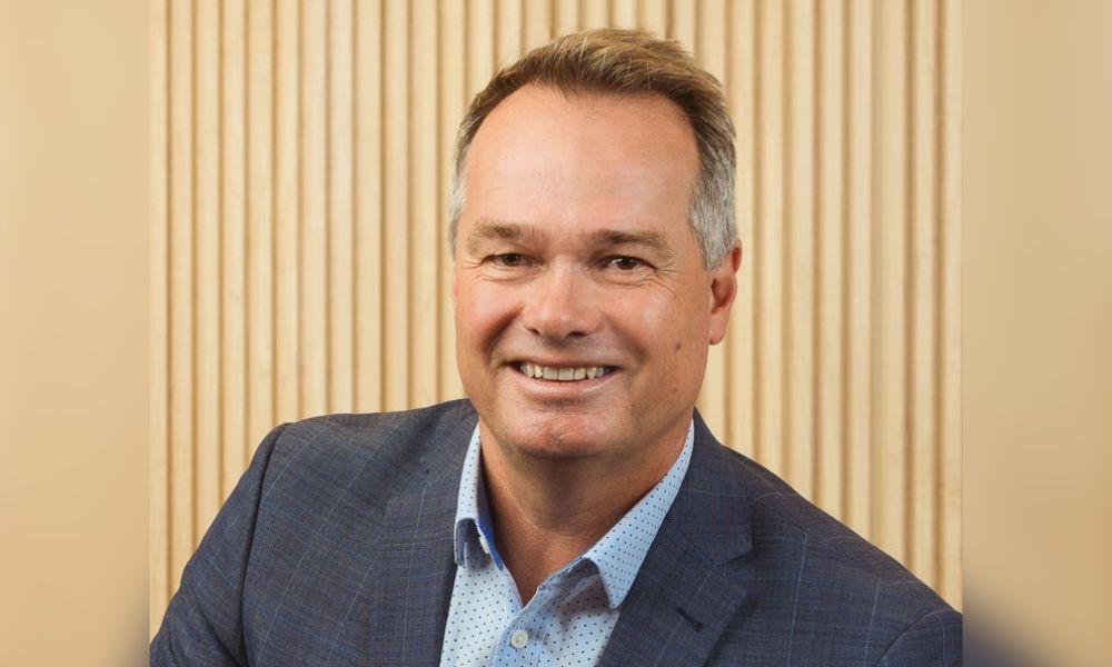 Como o envolvimento do cliente e a personalização em escala baseados em IA estão remodelando o seguro global
