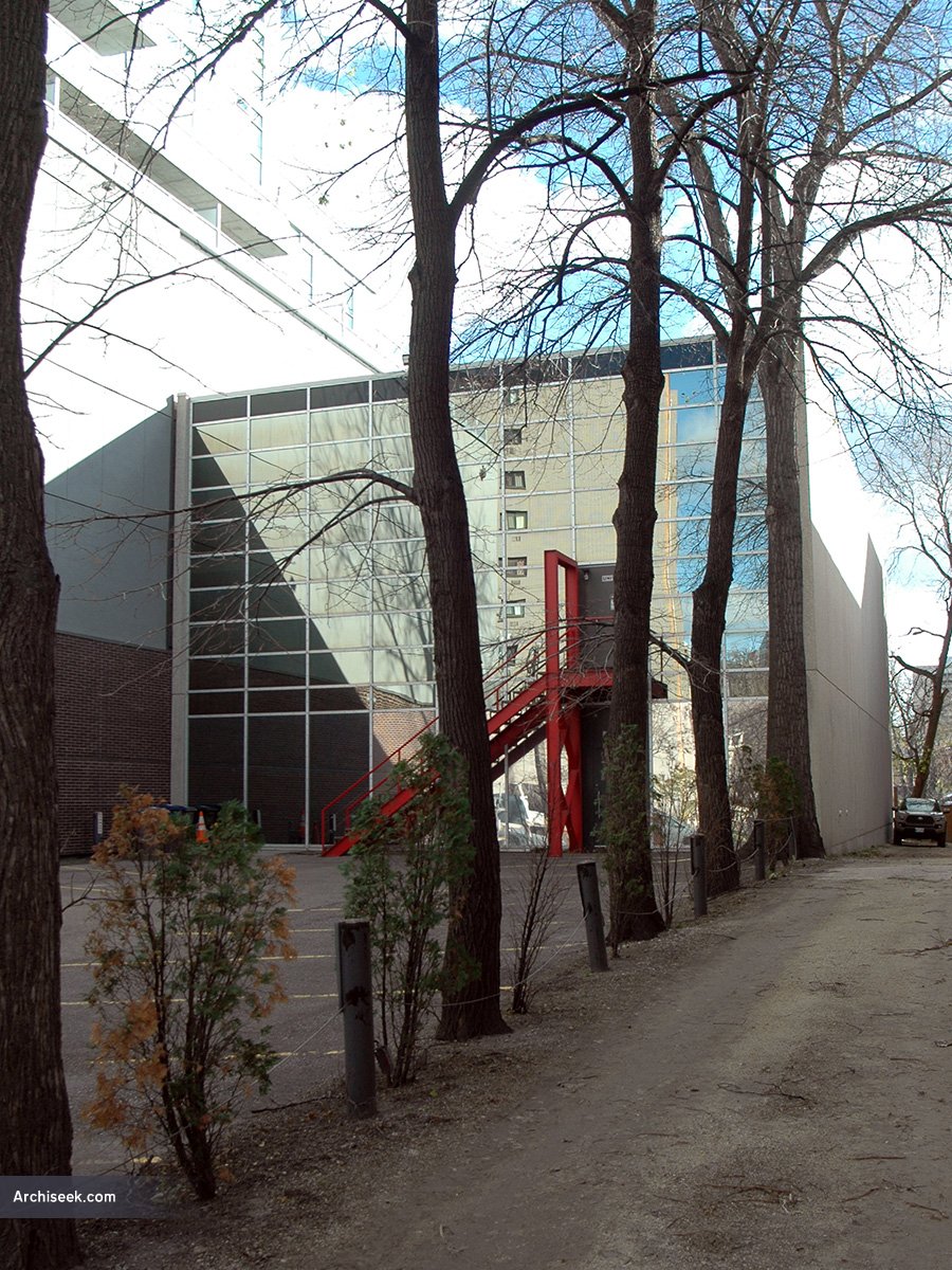 1978 – Edifício de escritórios IKOY, 396 Assiniboine Avenue, Winnipeg – Arquitetura de Winnipeg