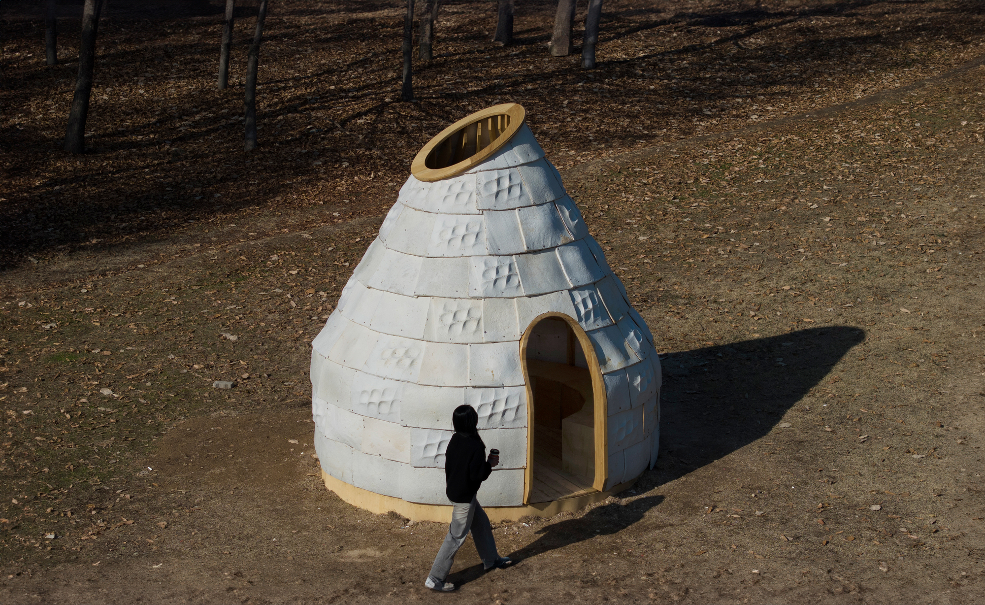 Cabana Mycelial / Yong Ju Lee Architecture