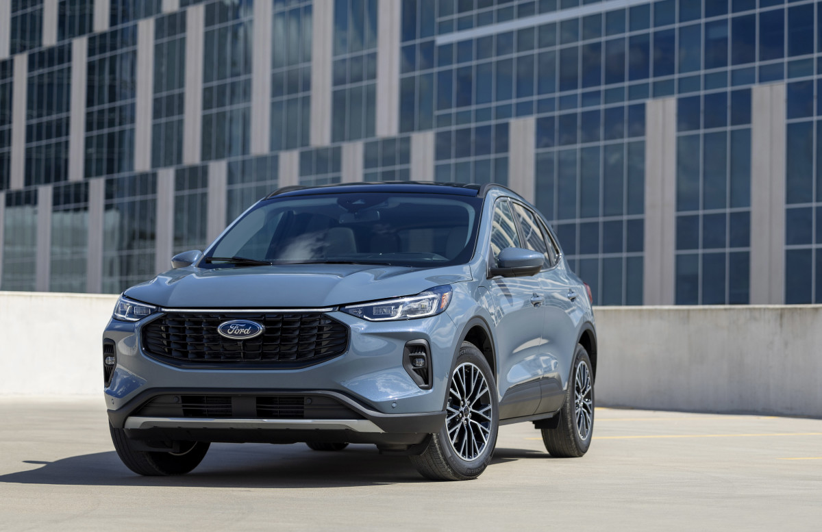 Os SUVs plug-in da Ford enfrentam novo risco de incêndio – e ainda não há solução