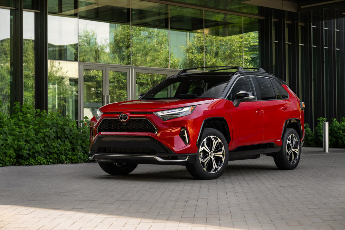 Toyota está ganhando mais dinheiro apesar das tarifas porque todo mundo quer híbridos