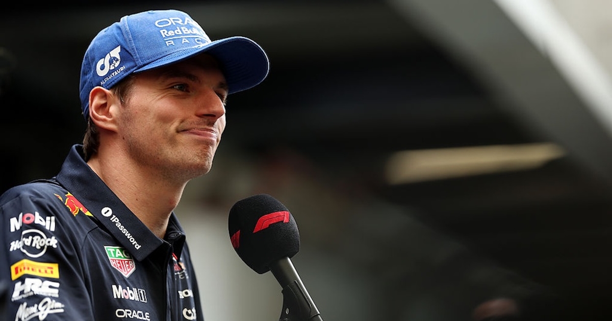 A pressão do campeonato está toda sobre a McLaren, diz Verstappen