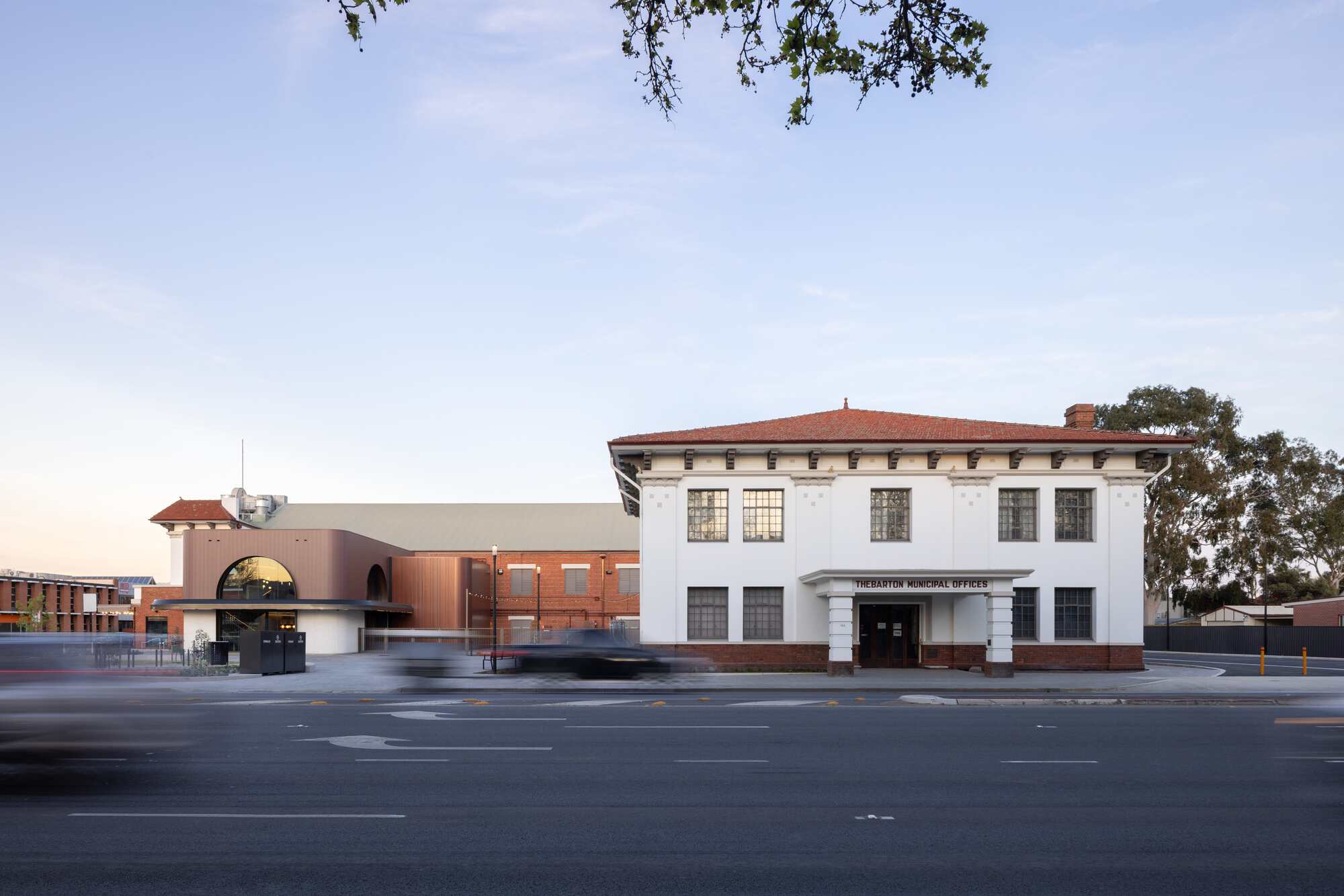 Redesenvolvimento do Complexo de Teatro Thebarton / JPE Design Studio