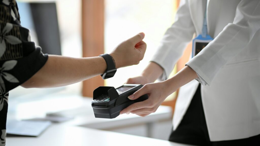 Em outubro: startups de tecnologia wearable atraem a atenção dos investidores enquanto a tendência de mega rodadas de financiamento continua