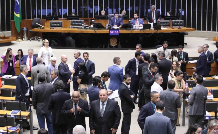 Câmara aprova projeto que prevê cobrança de tributo sobre o serviço de streaming audiovisual – Notícias