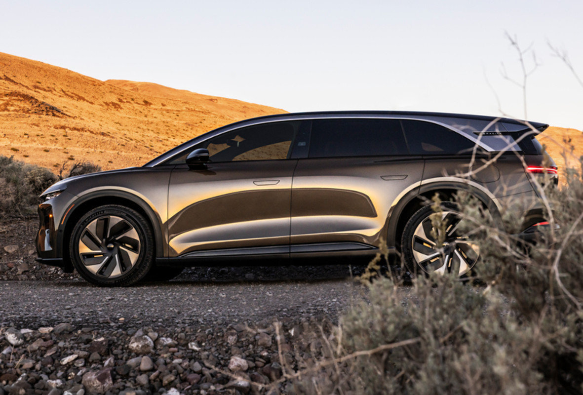 Base Trim Lucid Gravity estreia no Salão do Automóvel de Los Angeles com uma etiqueta de preço mais amigável