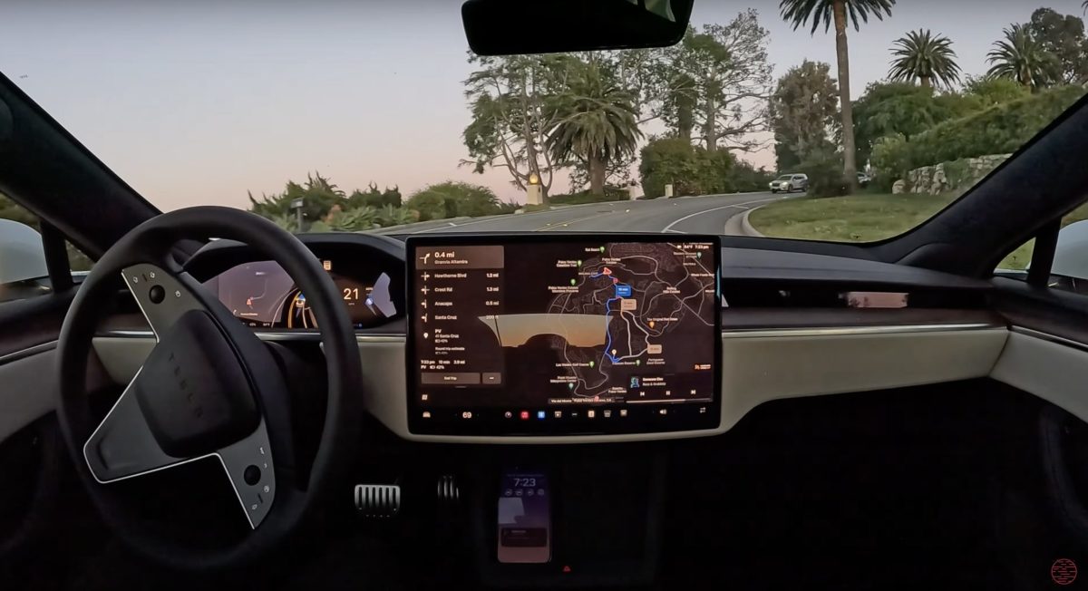 A ‘condução totalmente autônoma’ da Tesla atinge um grande obstáculo, já que Musk diz que os rivais não vão licenciá-lo