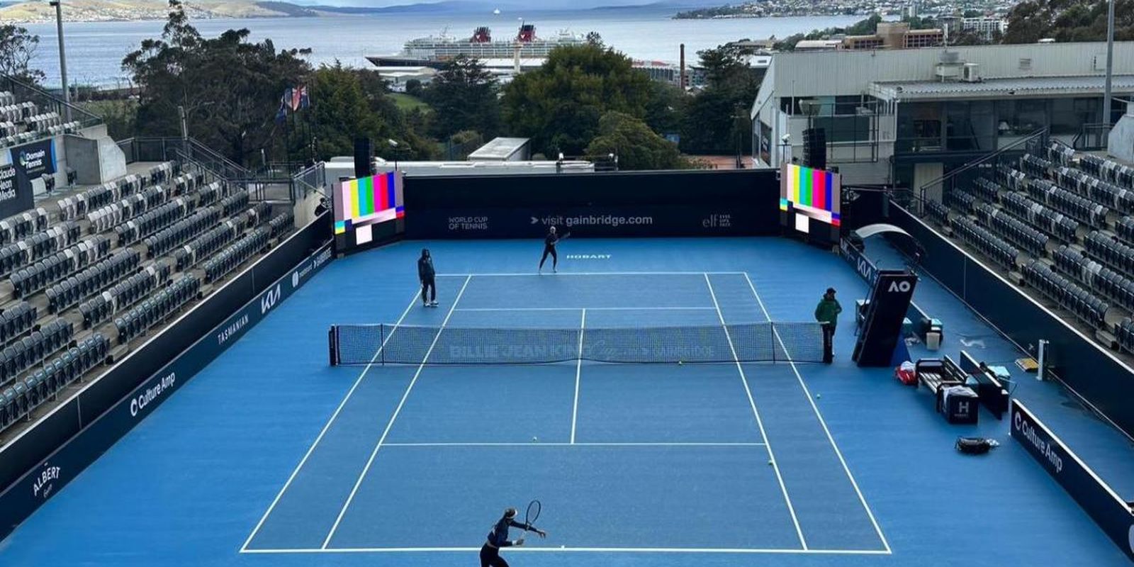 Brasil faz 1º treino para esteia nos playoffs da Billie Jean King Cup
