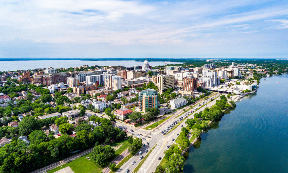 Projeto de lei de Wisconsin propõe fundo de garantia de cuidados de longo prazo