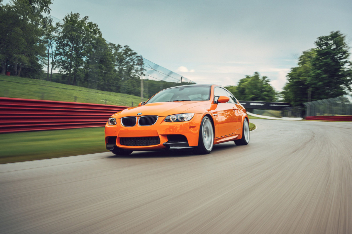 BMW traz de volta Fire Orange com um M5 ultra-raro que você só pode comprar na Coreia