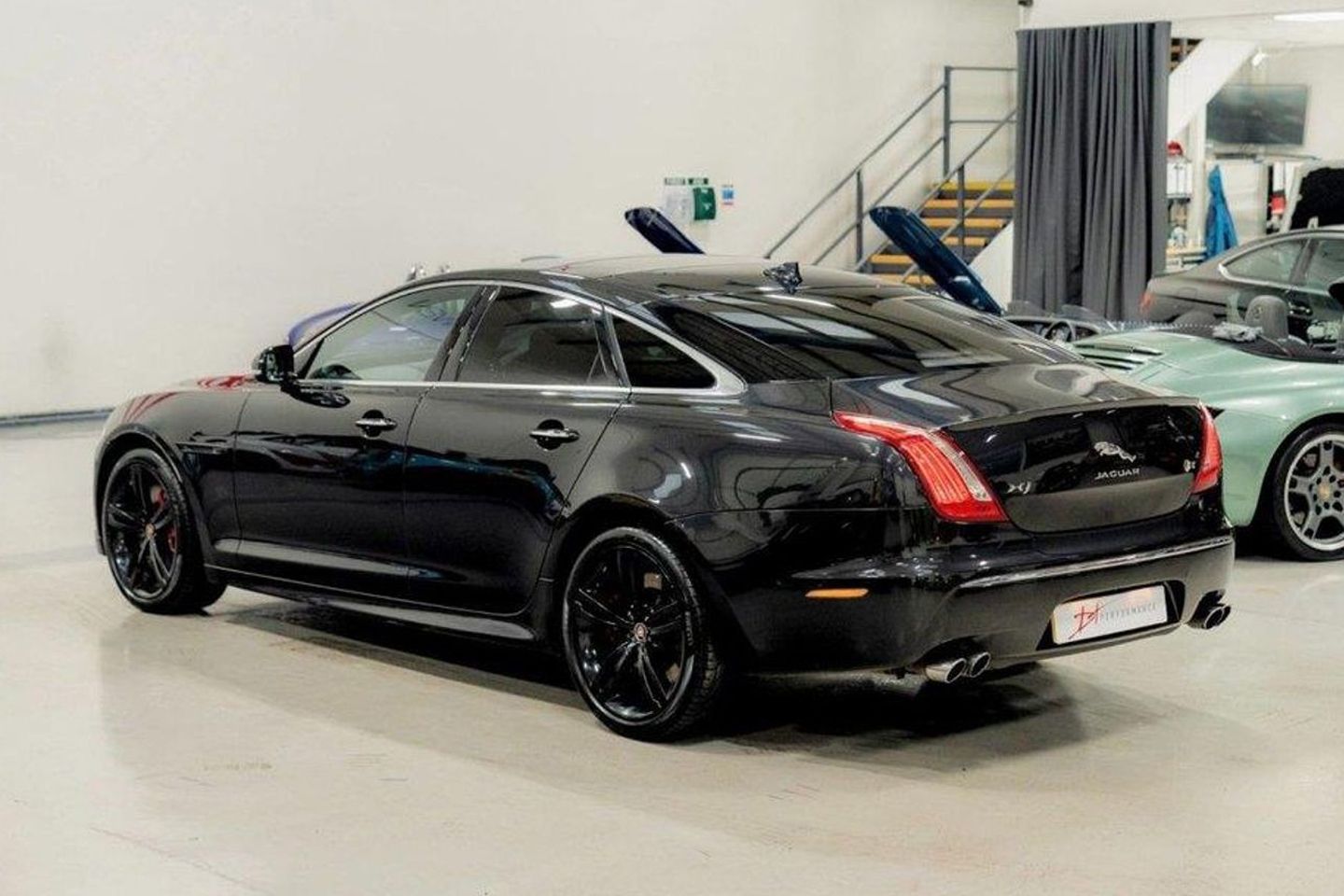 V8s espaçosos para caçadores de pechinchas | Seis dos melhores