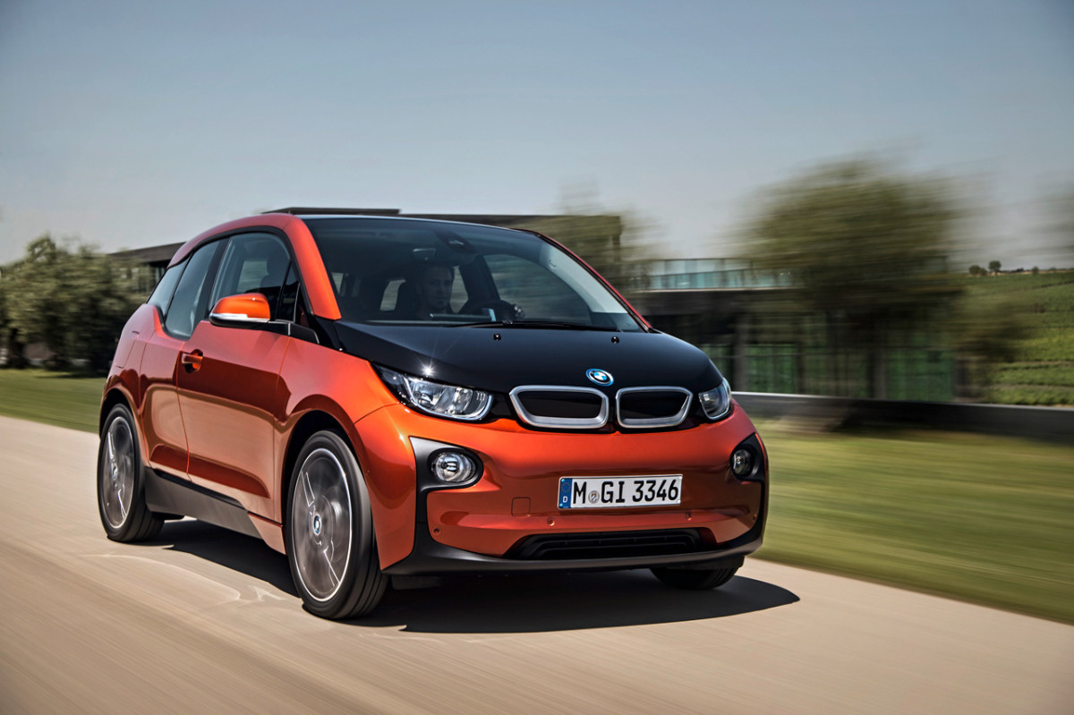 BMW pode colocar pequenos motores a gás de volta em seus maiores EVs