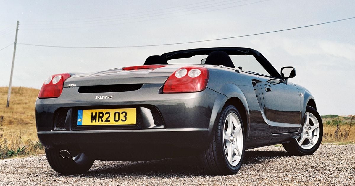 Toyota MR2 retorna firme após registros de marcas registradas