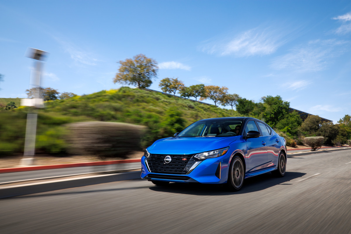 Nissan faz recall de quase 42.000 Sentras sobre pára-brisas com bolhas de ar perigosas