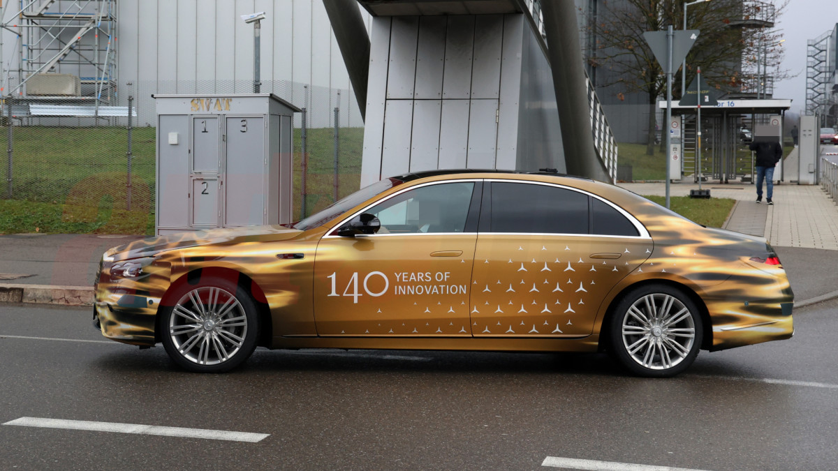 Mercedes-Benz Classe S reformado faz sua estreia pública… Como um Robotaxi?