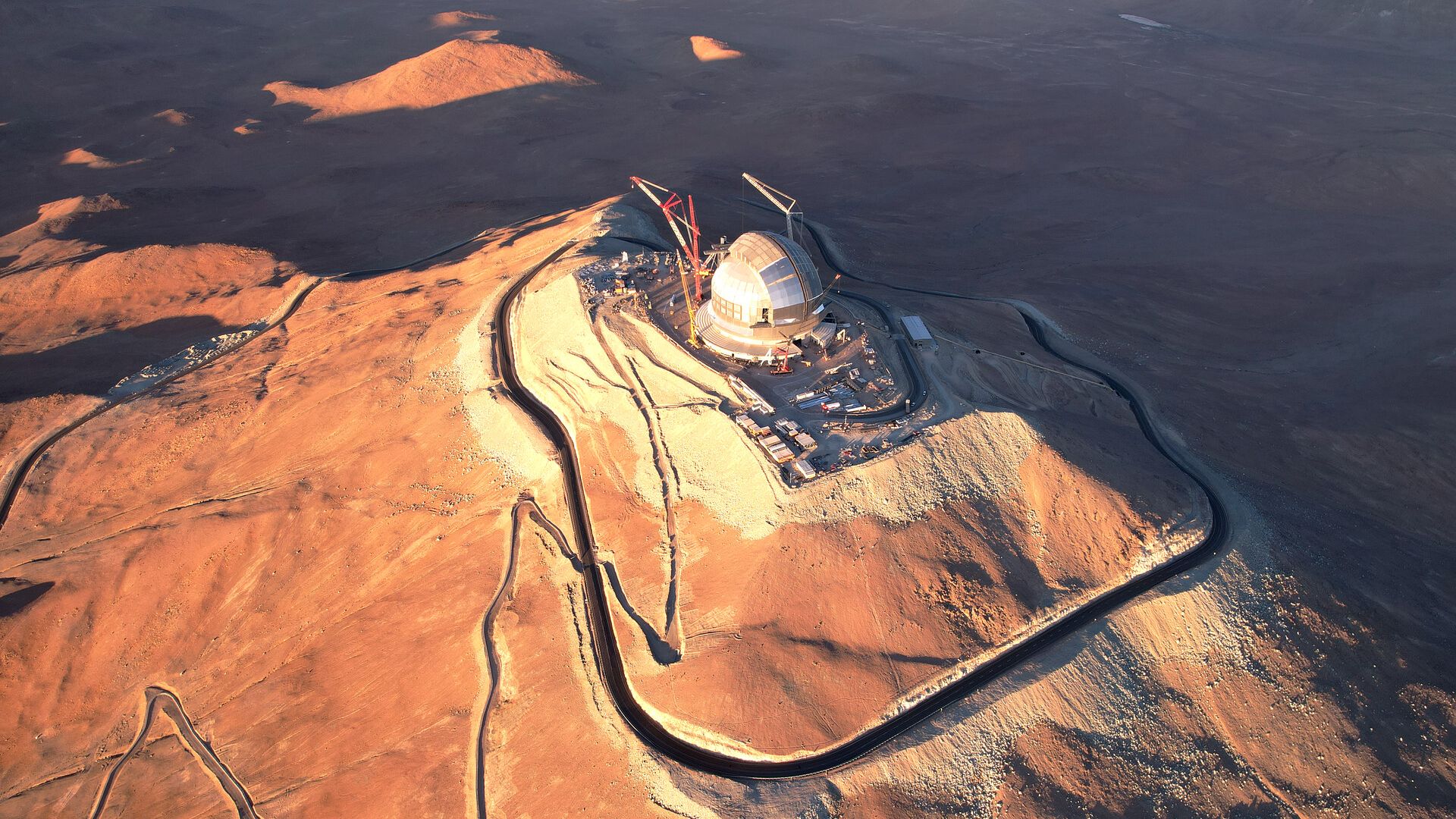 Foto do dia do Extremely Large Telescope em construção em 10 de dezembro de 2025