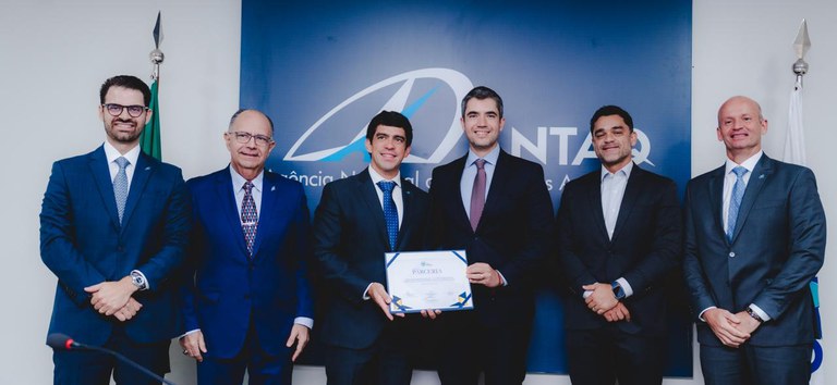 ANTT e ANTAQ firmam cooperação inédita para criar corredor logístico sustentável e integrar transporte no Brasil — Agência Nacional de Transportes Terrestres