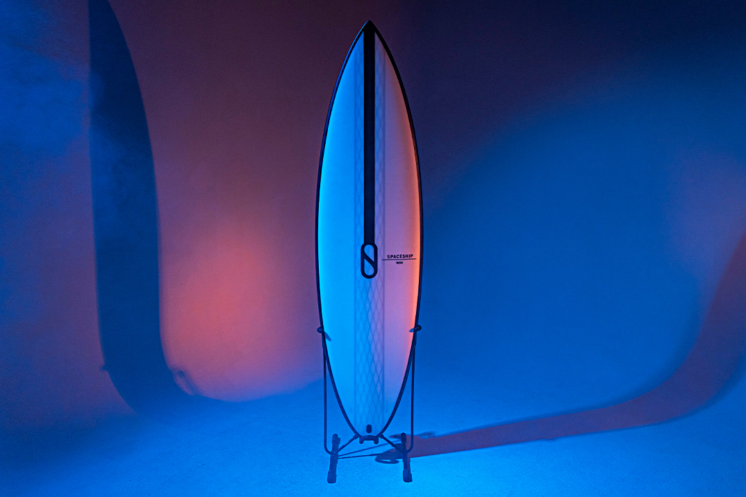 Kelly Slater e Firewire acabam de resolver o problema das pranchas de surf rígidas com esta nova tecnologia inovadora