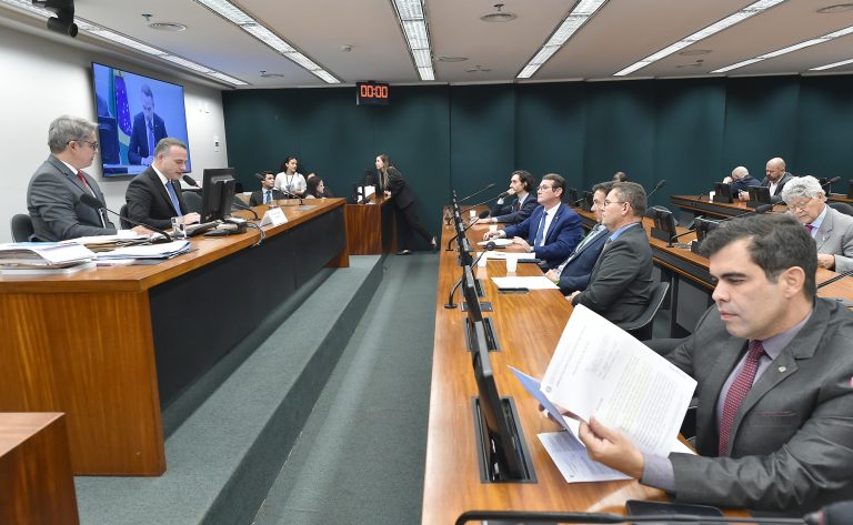 Conselho de Ética ouve deputados e testemunhas sobre ocupação do Plenário – Notícias
