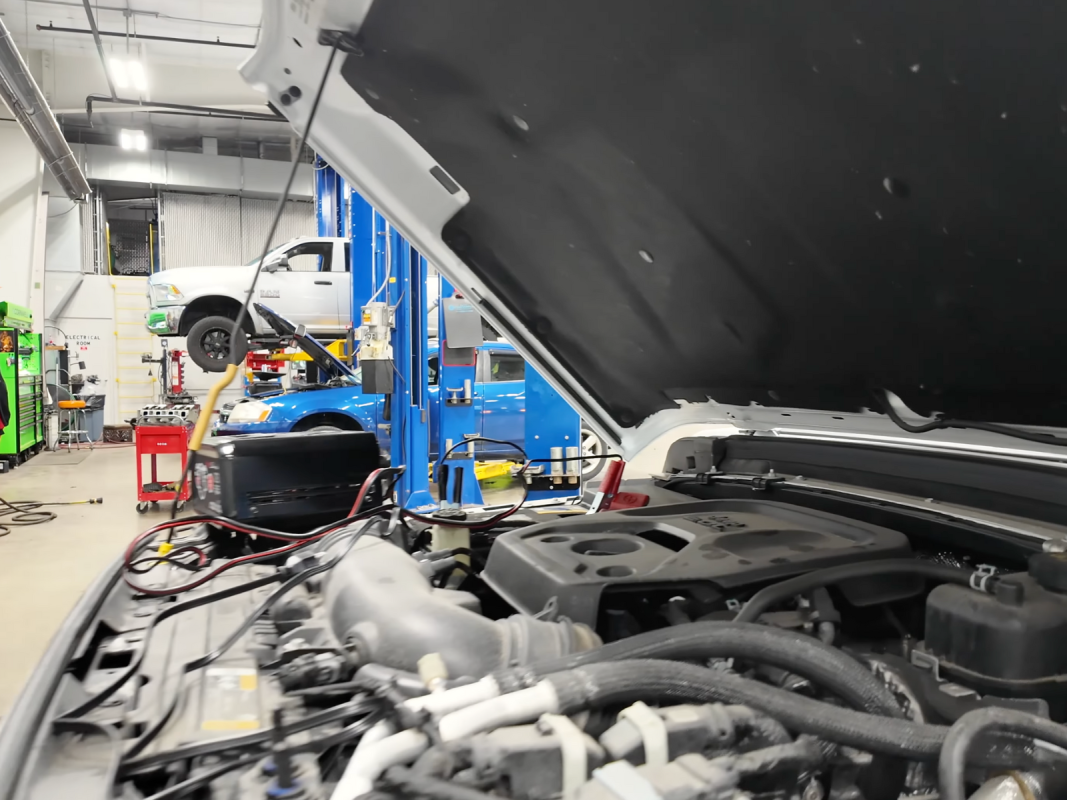 Mais de 320.000 SUVs Jeep 4xe foram recolhidos – este proprietário documenta o reparo