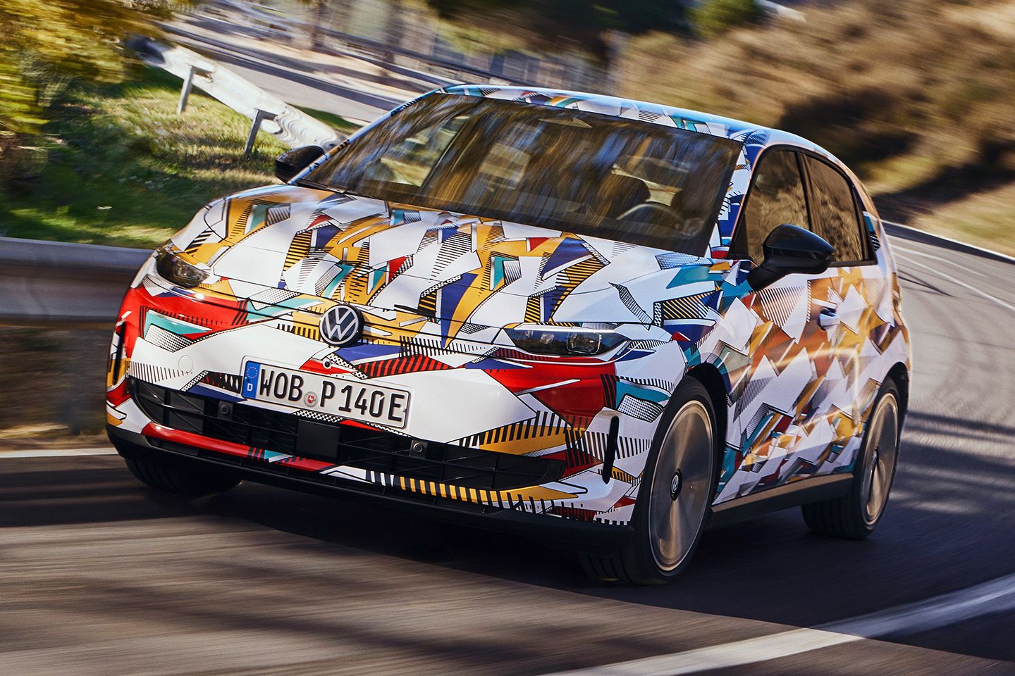 Nova identificação VW. Polo pega a estrada…