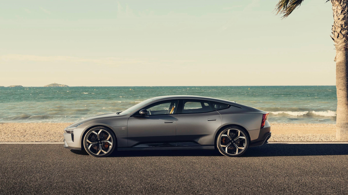 Polestar obtém outra tábua de salvação de US$ 300 milhões para manter seus planos de EV no caminho certo