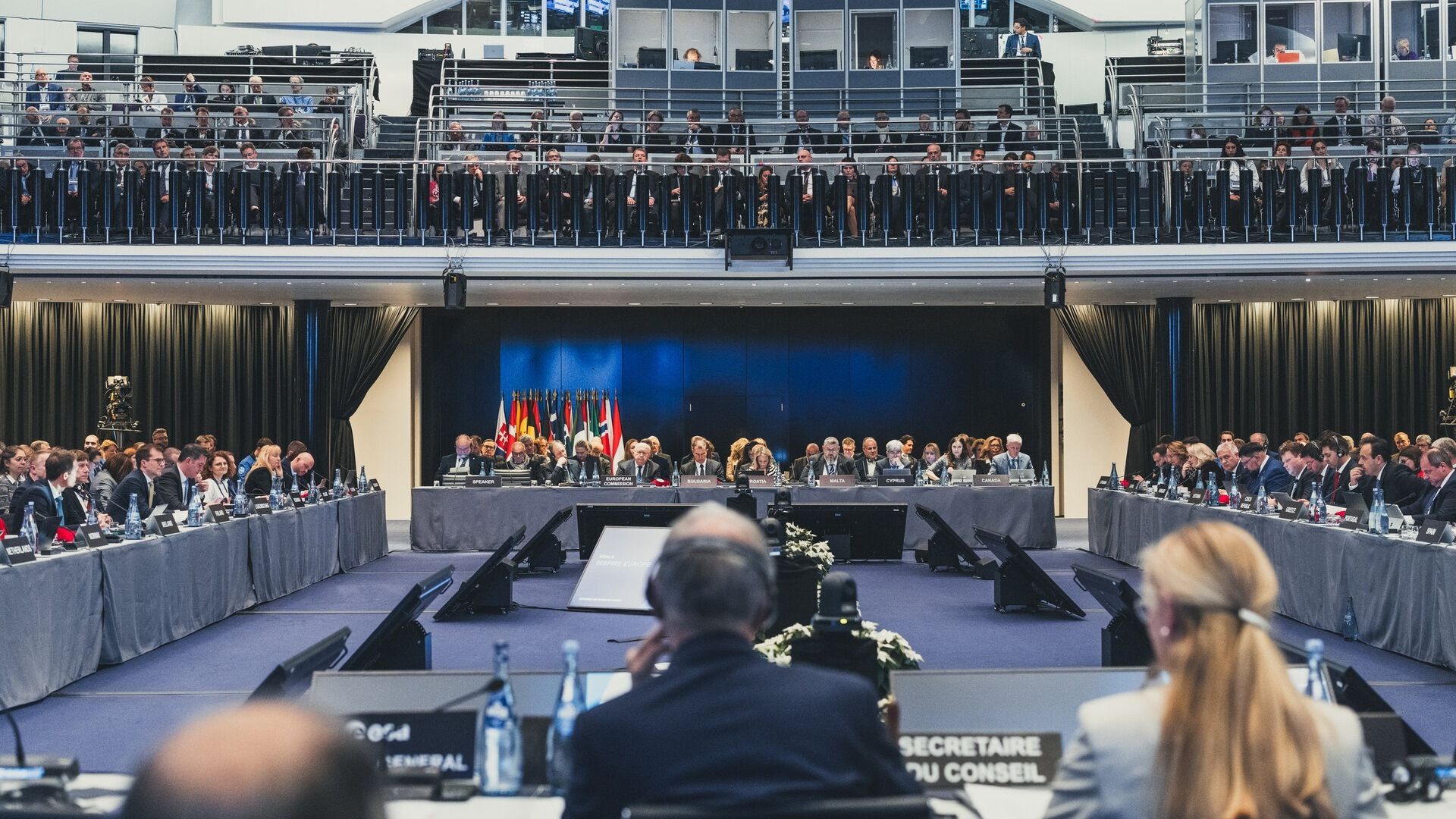 Europa aprova orçamento espacial recorde enquanto NASA sofre cortes profundos