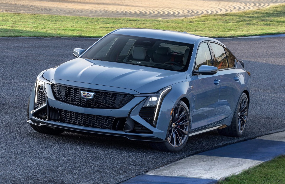 O novo pacote do Cadillac CT5-V Blackwing custa tanto quanto um pequeno SUV