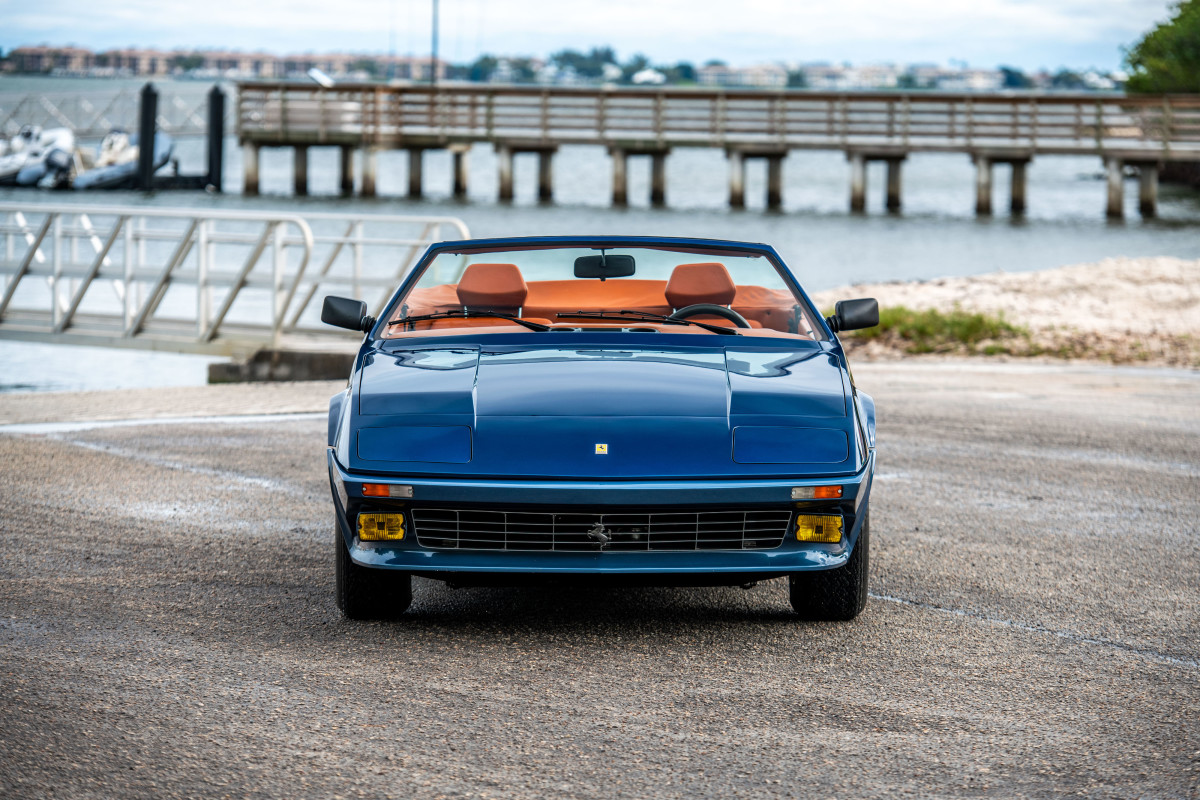 Este super-raro Ferrari 365 GTB/4 NART Spider está chegando ao leilão