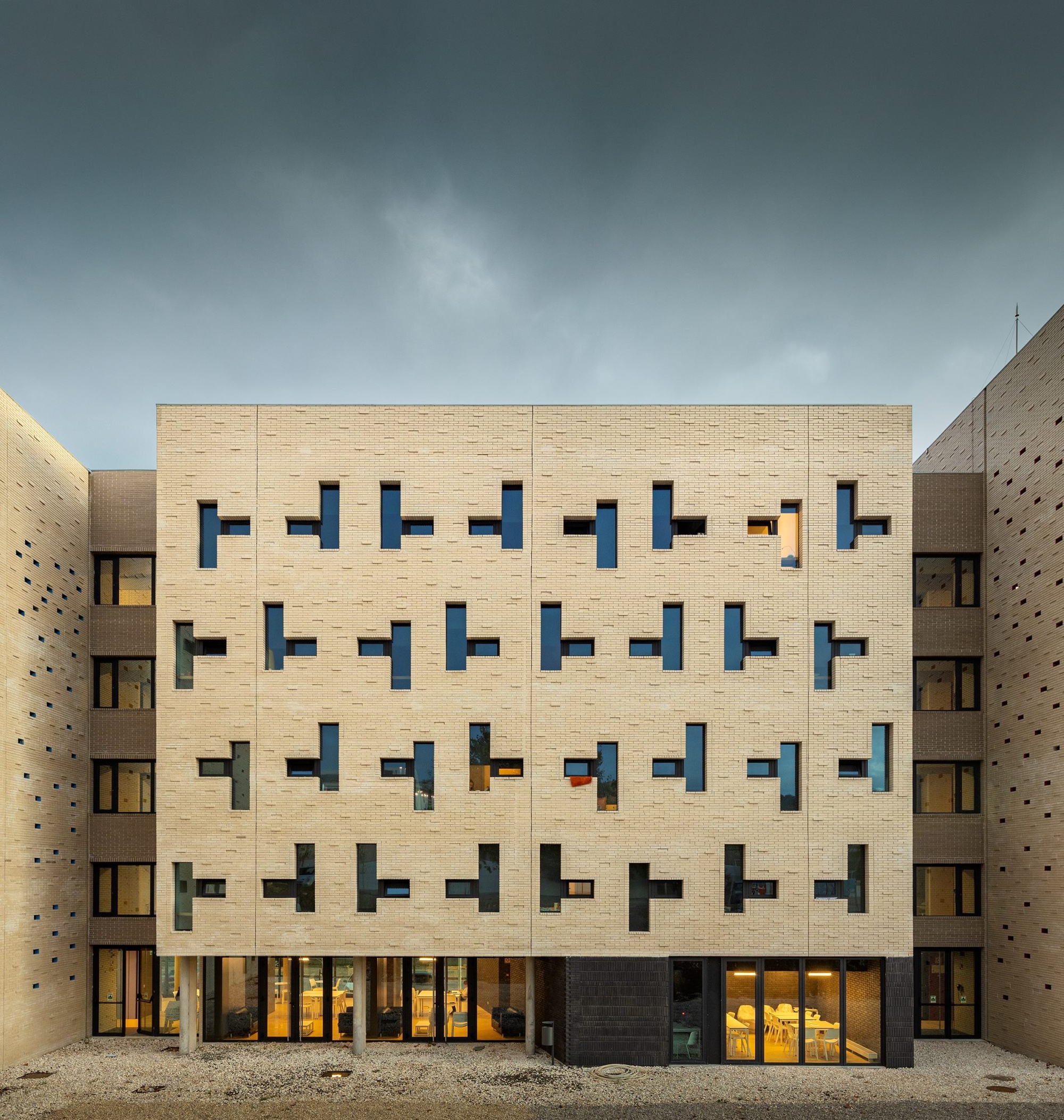 Residência Universitária Ventura Terra – Universidade de Lisboa / CVDB Arquitectotos