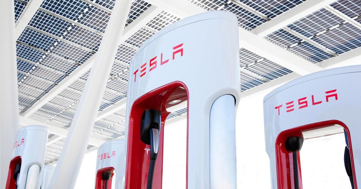 Por que a rede Supercharger da Tesla ainda é a referência para carregamento de veículos elétricos