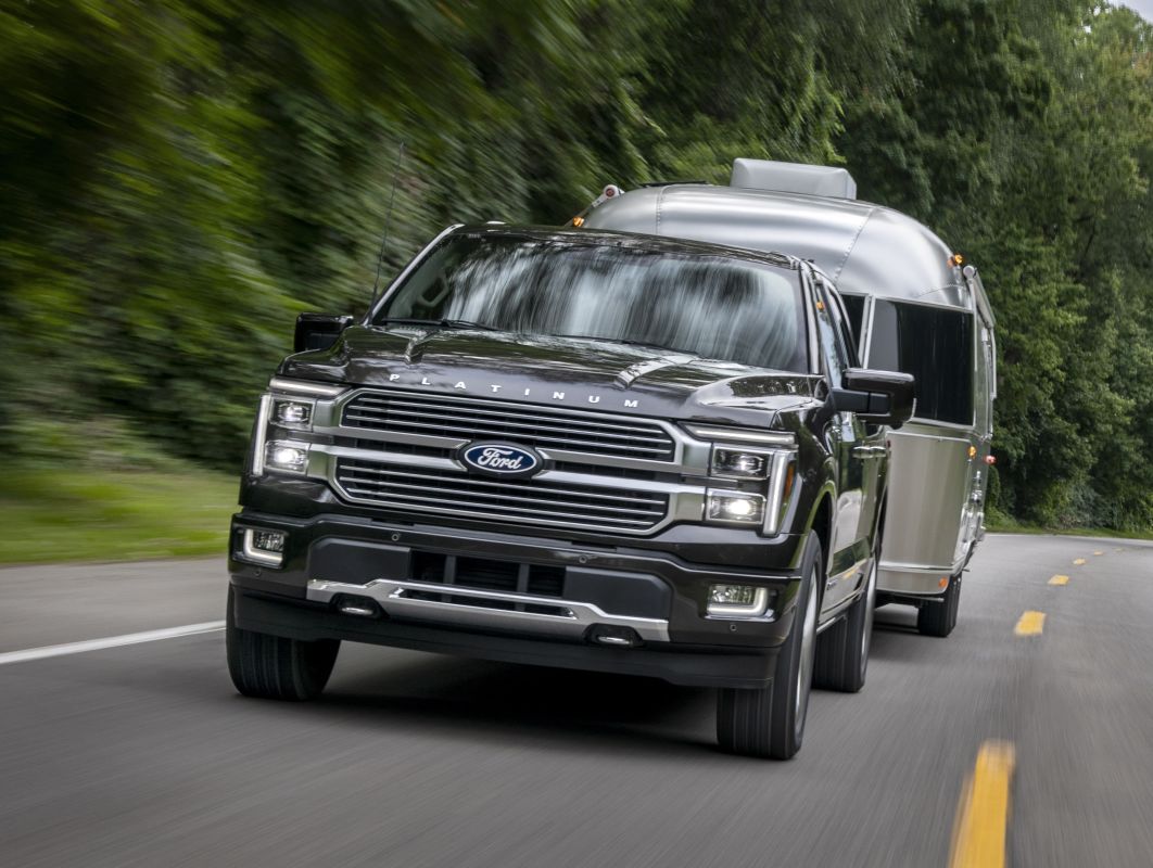 Motoristas da Ford registraram 264 milhões de milhas BlueCruise à medida que o conforto com autonomia aumenta