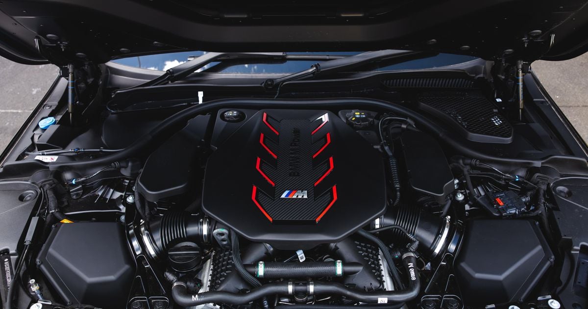 BMW descarta data final para produção de motores V8 e V12