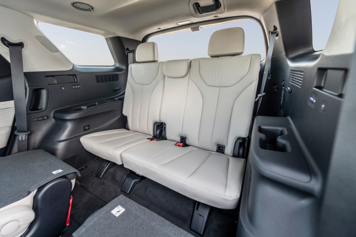 Quase 570.000 Hyundai Palisades foram recolhidos por falha no airbag da terceira fileira