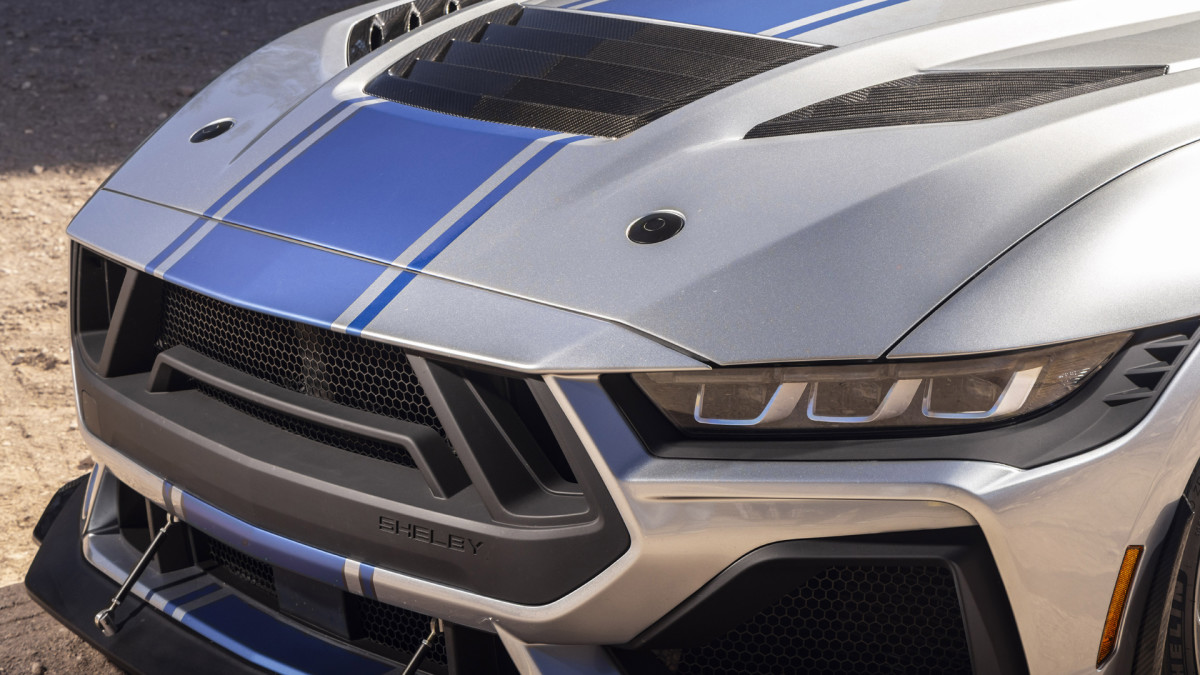 2026 Shelby American Super Snake transforma o Ford Mustang em um monstro de 830 HP