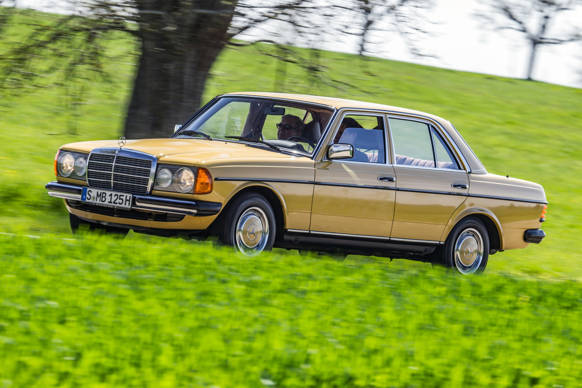 Por que o Mercedes W123 ainda é o Benz clássico definitivo aos 50 anos