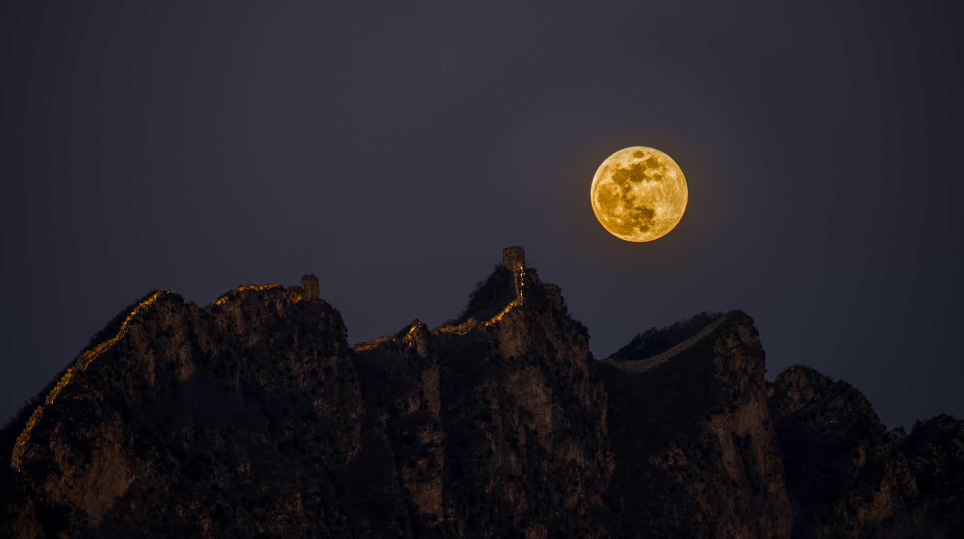 Lua cheia de fevereiro de 2026: quando, onde e como ver a lua nevada
