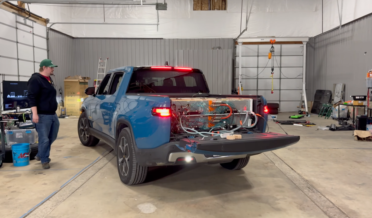 Foi necessário triplicar a bateria para este Rivian R1T percorrer 510 milhas na rodovia