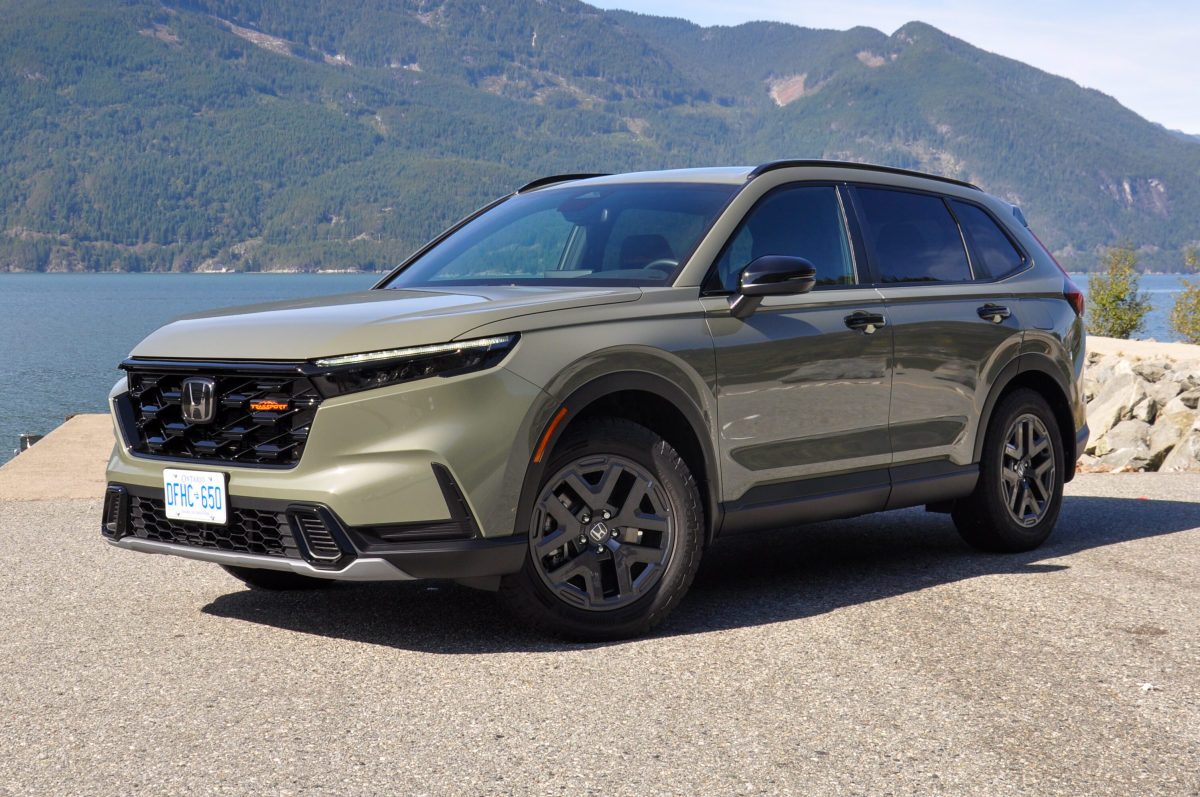O 2025 da Honda foi uma bagunça, mas SUVs e híbridos salvaram
