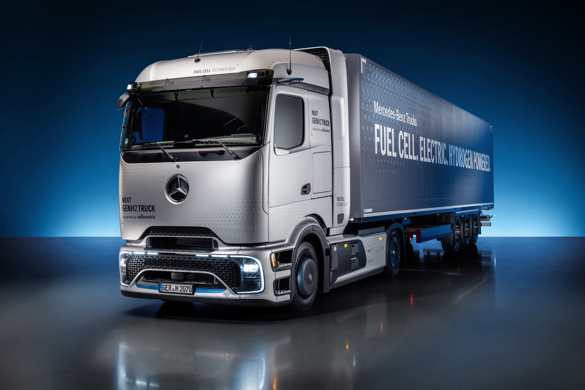 Mercedes-Benz impulsiona semi-caminhão a hidrogênio em direção à produção com produção de 100 unidades