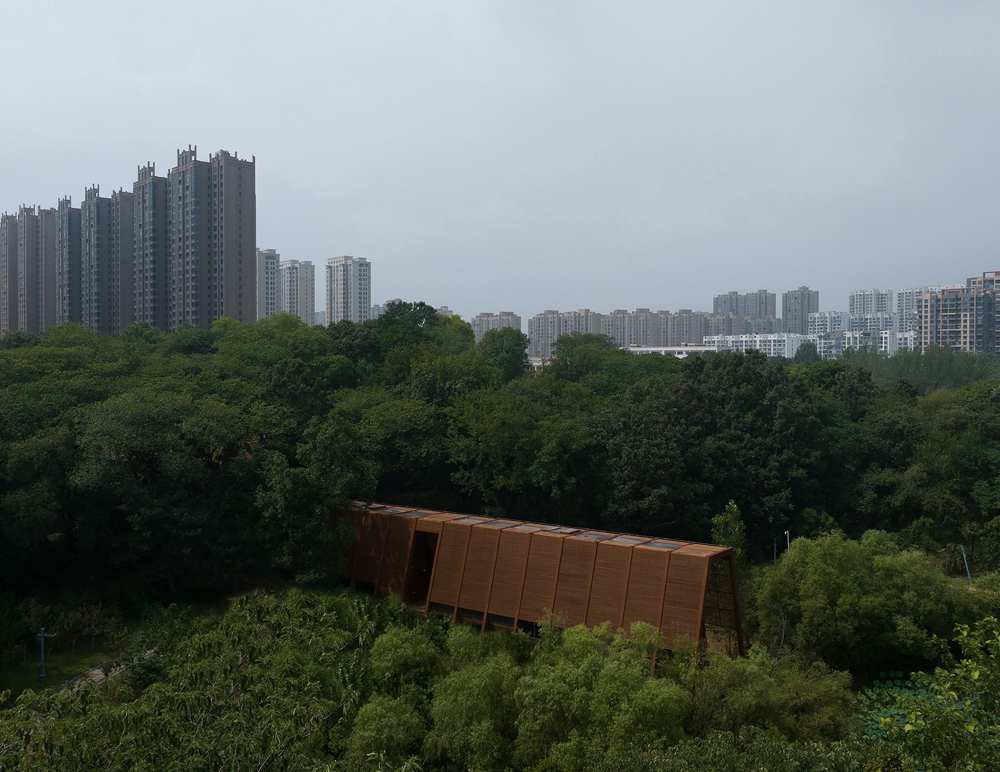 Casa do Conhecimento / Christoph Hesse Architects
