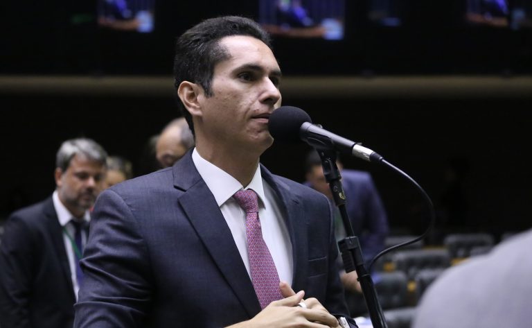 Comissão aprova tarifa social de energia para áreas comuns de prédios populares – Notícias