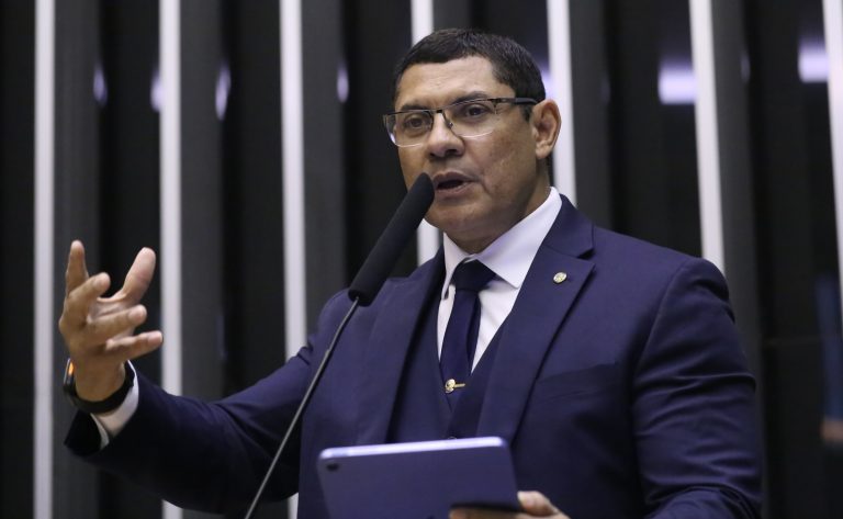 Comissão aprova compartilhamento de dados para combater crimes transnacionais na fronteira – Notícias