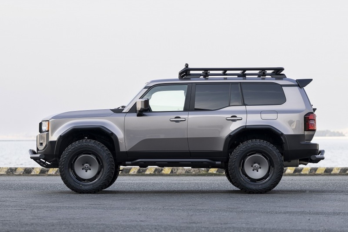 Novo Toyota Land Cruiser se transforma em um showstopper com pneus de 37 polegadas