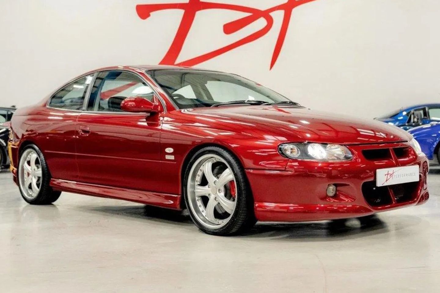 Um dos 10 CAPA F-320c Monaro à venda