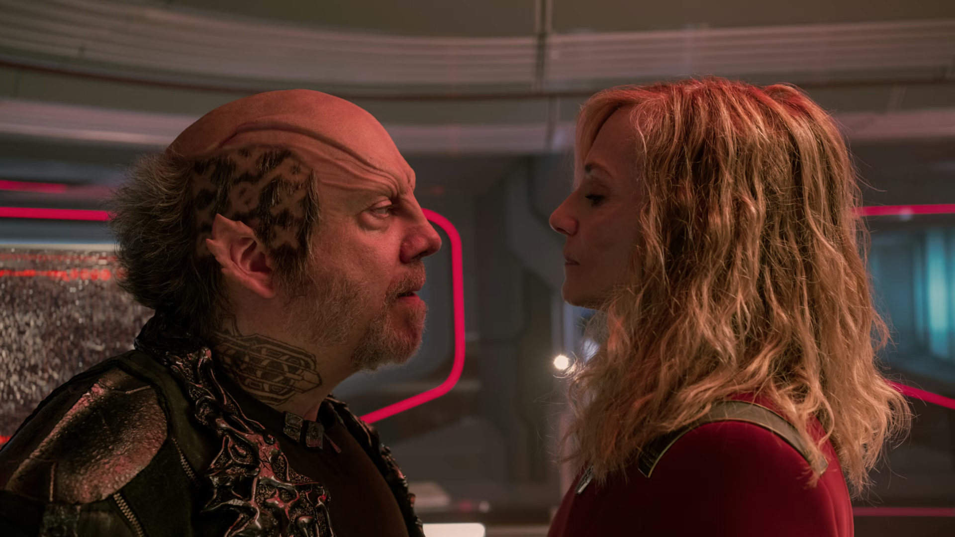 ‘Star Trek: Starfleet Academy’: Paul Giamatti e Holly Hunter sobre a entrada na famosa franquia de ficção científica (entrevista)